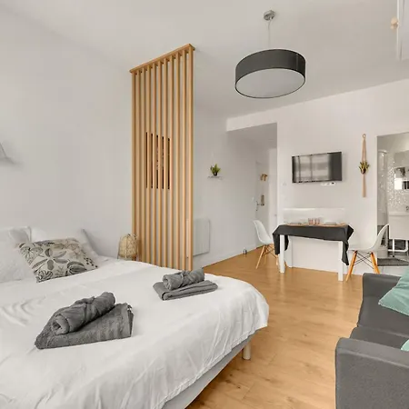 L'exotique Urbain - Cosy - Metro & Gare Apartamento