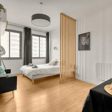 Apartamento L'exotique Urbain - Cosy - Metro & Gare *
